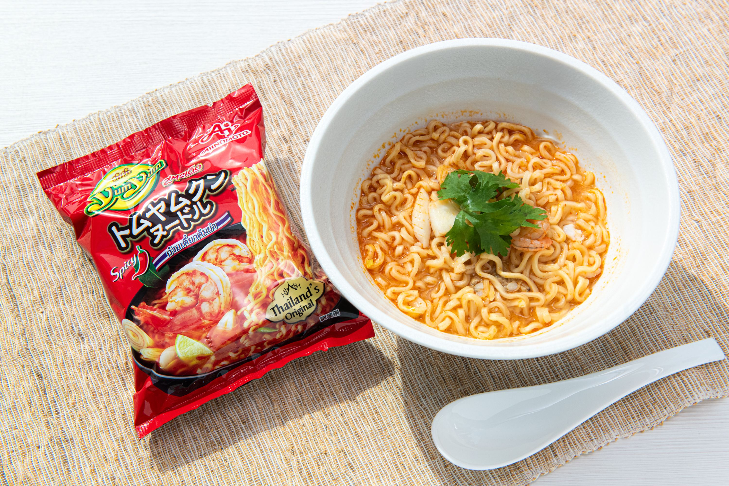 エスニック気分のあがる夏♪タイで愛される即席麺「Yum Yum®」で楽し